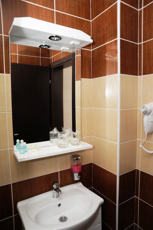 Garni Hotel Crystal Ice Ni Quarto foto